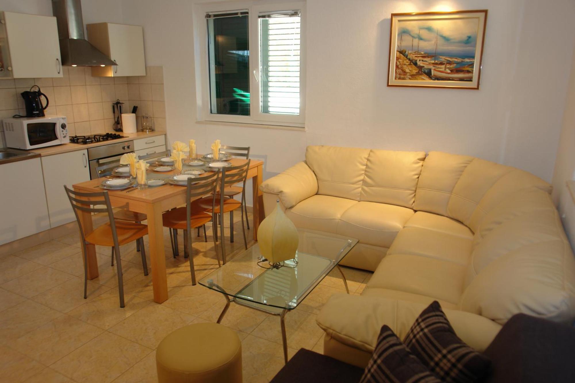 Robinson Bella Apartment Bogomolje ภายนอก รูปภาพ