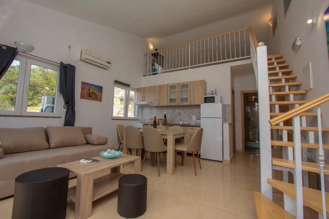 Robinson Bella Apartment Bogomolje ภายนอก รูปภาพ