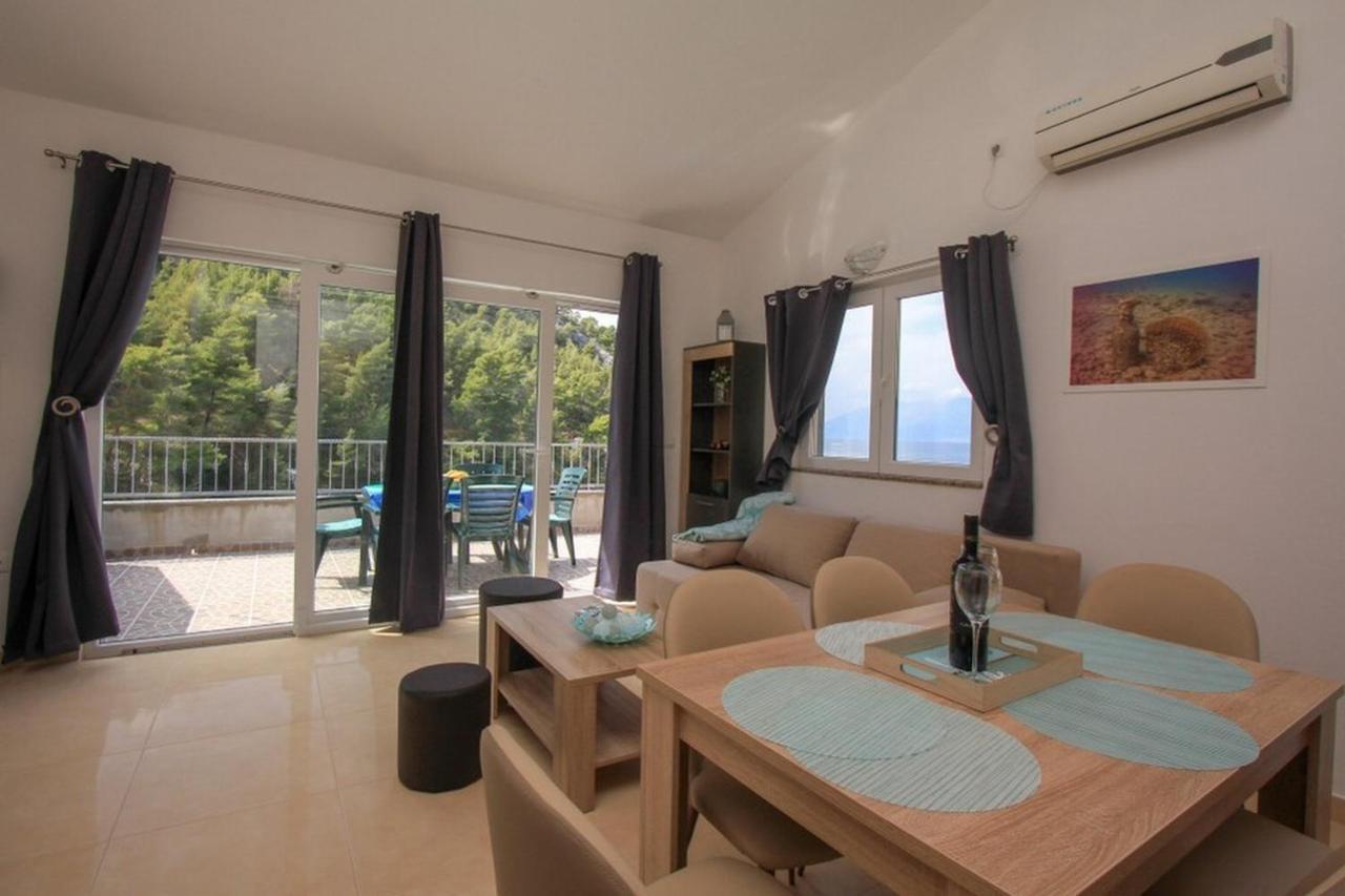 Robinson Bella Apartment Bogomolje ภายนอก รูปภาพ